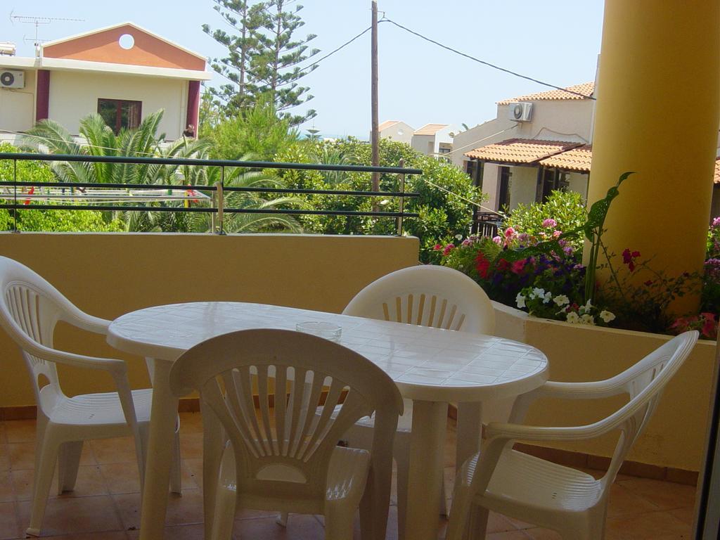 Marias Studios And Apartments Platanés Exterior foto